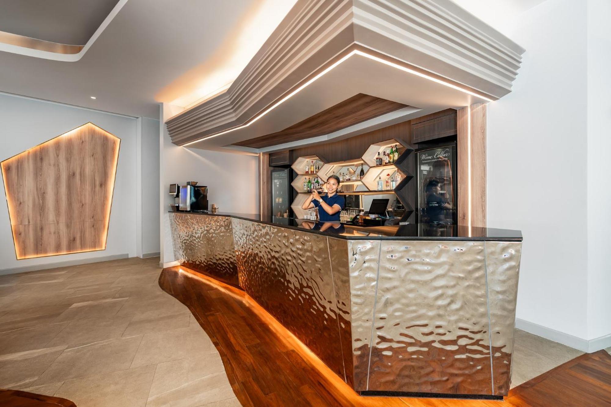 Amora Beach Resort Phuket Bang Tao Beach  Eksteriør billede