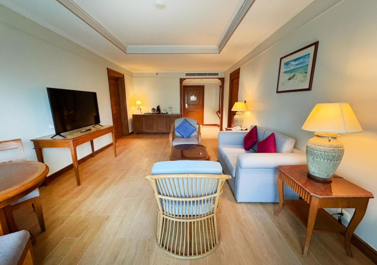 Amora Beach Resort Phuket Bang Tao Beach  Eksteriør billede